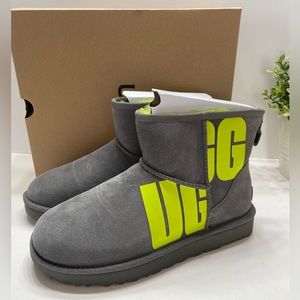 NEW UGG Classic Mini Chopd Logo Women's Slip On Ankle Boots Gray 1127051 9, 10